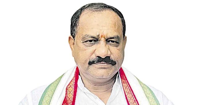 ఉద్యమకారులను ఆదుకుంటాం