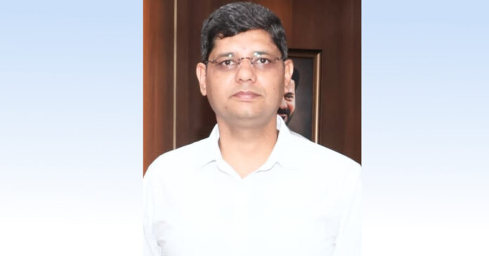 Mobile phones banned in exam centres