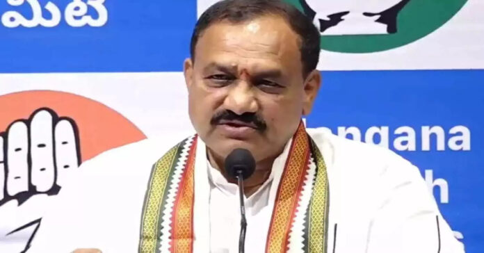 కేసీఆర్ కు దూరదృష్టి లేక అప్పులపాలు చేశారు : టీపీసీసీ చీఫ్