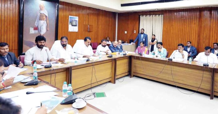 క్రీడా స్ఫూర్తి చాటి చెప్పడానికే..