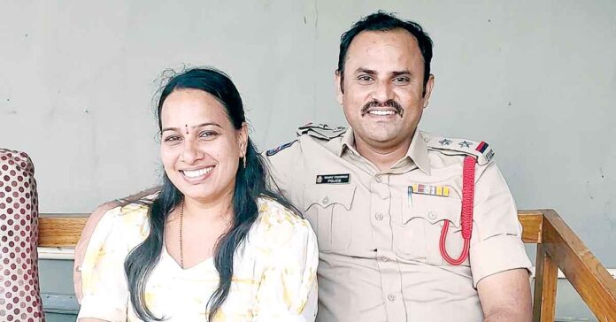 Karimnagar Two Town SI Chandrashekhar Commits Suicide