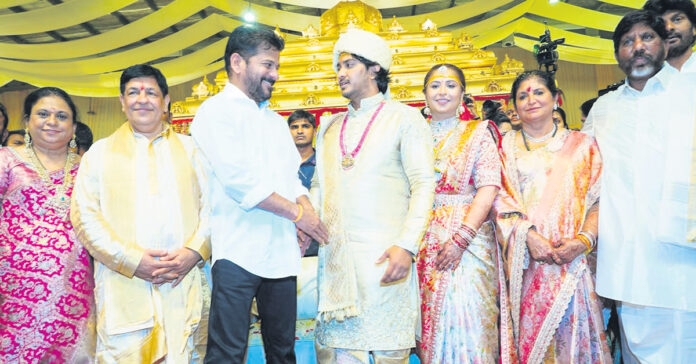 The wedding of Bhatti Vikramarka's son was grand.