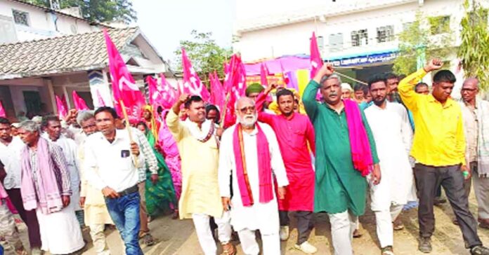 Widespread CPI(M) 'Jan Akrosh' Campaign Rallies