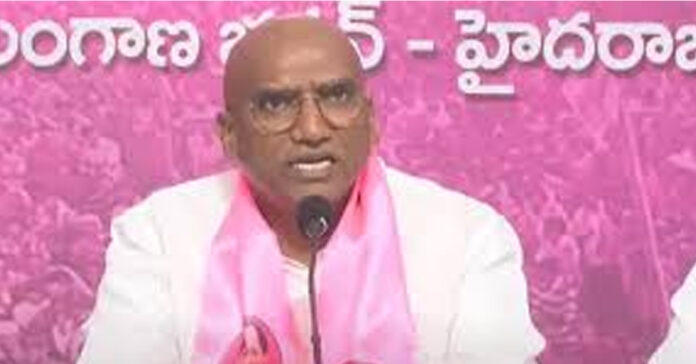 ఉపాధ్యాయుల ఆత్మ గౌరవం దెబ్బతీసిన విద్యా కమిషన్ రిపోర్ట్
