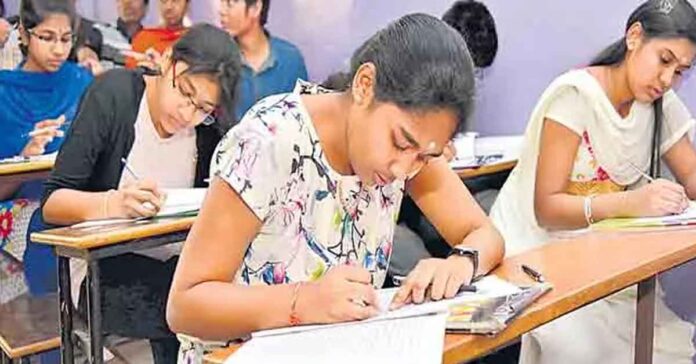 పదవ తరగతి బోర్డు పరీక్షల రద్దు