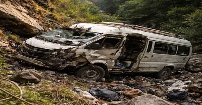 నేపాల్లో ఘోర రోడ్డు ప్రమాదం