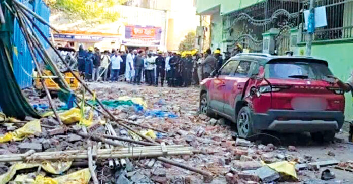 Two workers die after falling from building