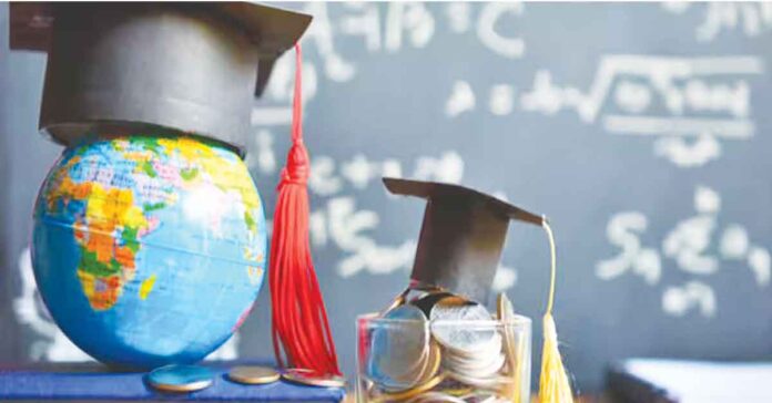 The Center looks down on students from disadvantaged groups