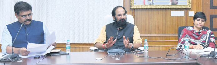 ప్రజా రవాణా సేవలు విస్తరిస్తాం