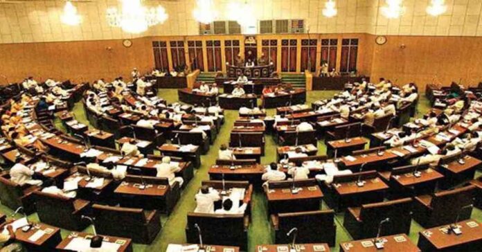 అసెంబ్లీ నుంచి బీఆర్ఎస్ పార్టీ వాకౌట్