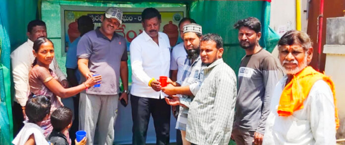 Winter center opens in Angadi Bazaar
