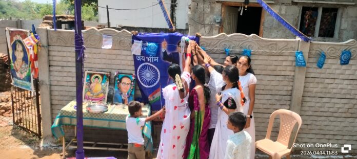 అంబేద్కర్ ఆశయాలు కొనసాగిద్దాం..బహుజనులకు మార్గదర్శి