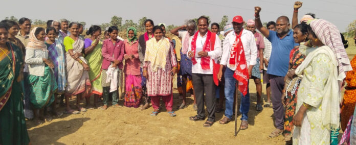 రెండు పూటల ఫోటో విధానం రద్దు చేయాలి