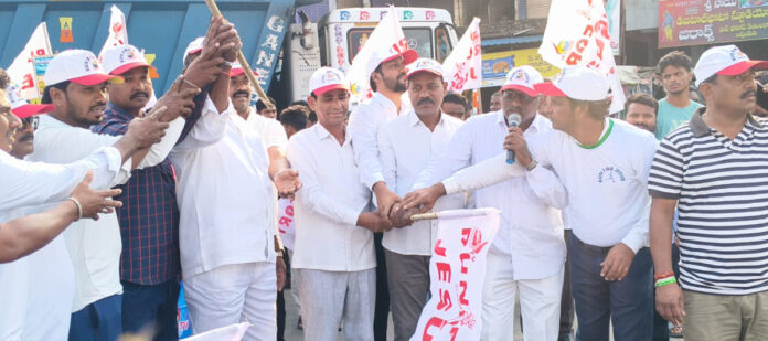 కాటారం డివిజన్లో ఘనంగా ఈస్టర్ వేడుకలు