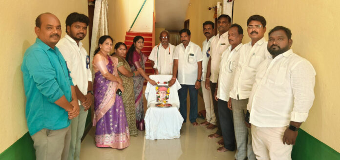 Let us move forward with commitment to achieving the Mahatma's dream.