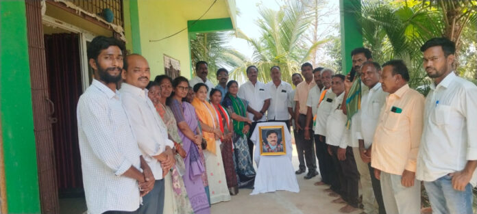 Tributes paid to Sripada Rao, a symbol of public service