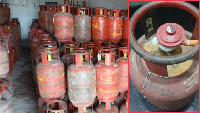 There is an expiration date on the cylinders.