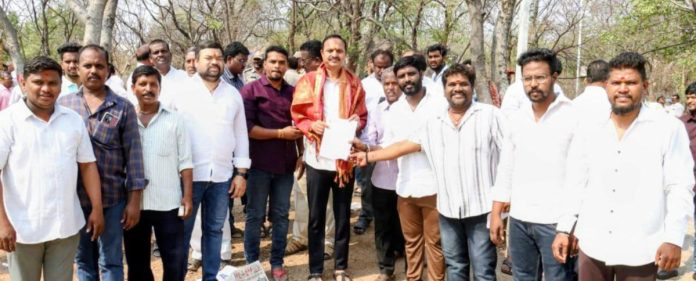 Committee members cleaned the Erragunta cemetery