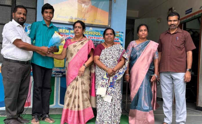 Amazing talent of 10th grade Modern High School students