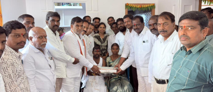 ఇందిరమ్మ ఇంటి గృహ ప్రవేశం