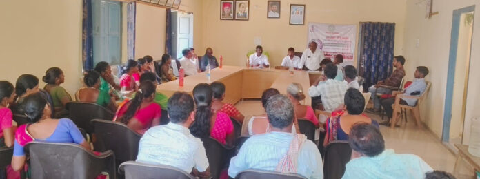 ఇందిరమ్మ ఇండ్లను త్వరితగతిన పూర్తి చేయాలి