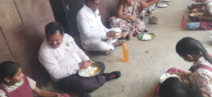 Officials inspect welfare hostels