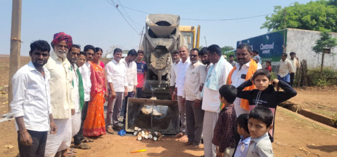 బిర్మల్ తండాలో సీసీ రోడ్డు పనులు ప్రారంభం