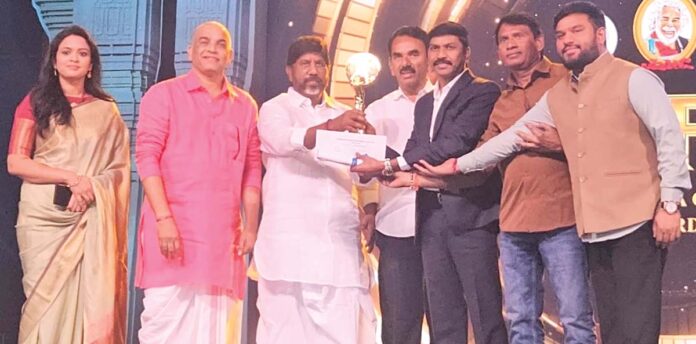 ఆ.. ప్రోత్సాహంతో మరో చిత్రానికి సన్నాహాలు