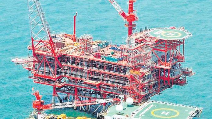 తరలిపోతున్న గ్యాస్, చమురు