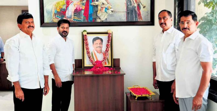 మాజీ స్పీకర్‌ దుద్దిళ్ల శ్రీపాదరావు