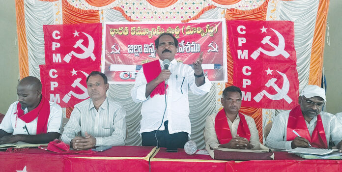 ఆర్థిక సంక్షోభాల పట్ల మోడీ మౌనం వీడాలి