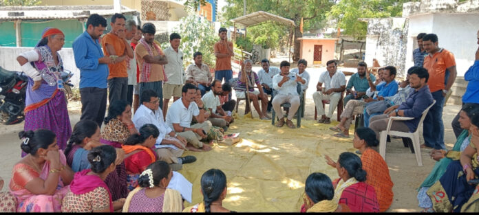 ఫోర్జరీ సంతకాలతో రూ. 5 లక్షలు శ్రీనిధి నగదు స్వాహా