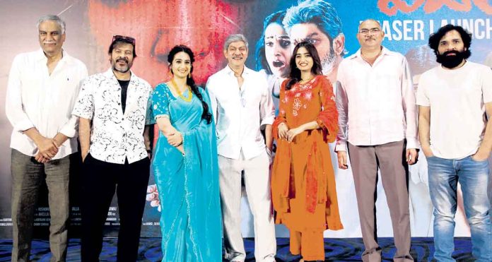 The 'Old Man–Young Girl' Concept That Thrills Audiences