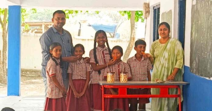 గురుకులంలో సత్తాచాటిన ప్రభుత్వ పాఠశాల విద్యార్థులు