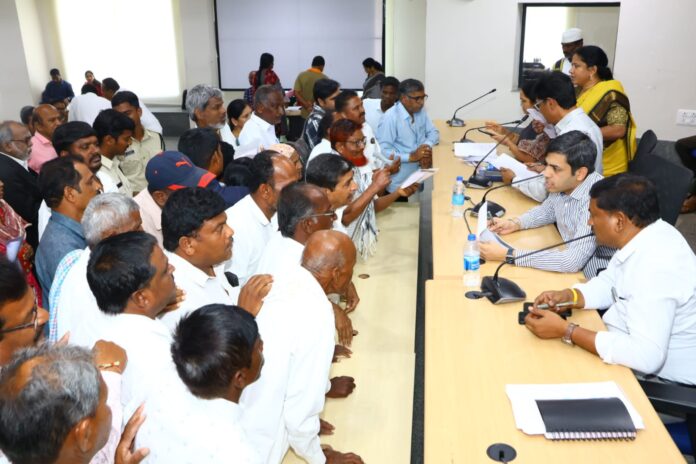 ప్రజావాణి దరఖాస్తులను పెండింగ్ లేకుండా పరిష్కరించాలి…