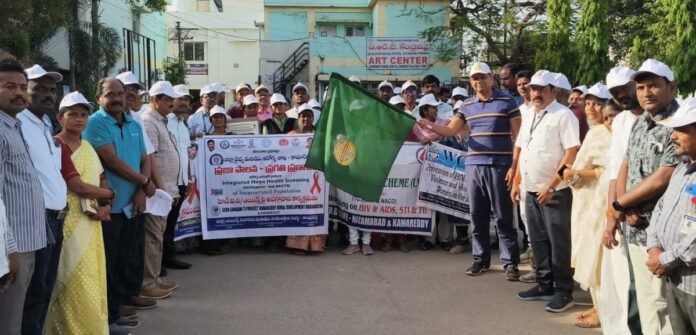 ఆరోగ్య వారోత్సవాల సందర్భంగా భారీ ర్యాలీ