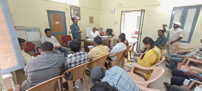 గ్రామాల్లో తాగునీటి ఇబ్బందులు లేకుండా చూడాలి