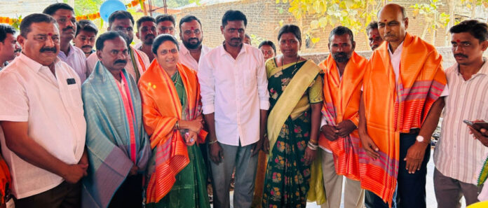 పేదవాడి కళ్ళలో ఆనందం చూడడమే ప్రభుత్వ లక్ష్యం