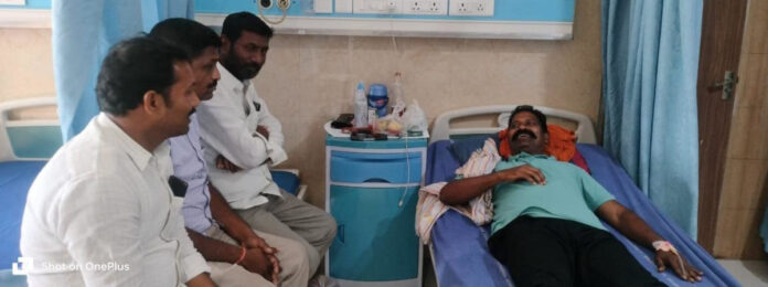 అస్వస్థతకు గురైన కాంగ్రెస్ రాష్ట్ర నాయకుడికి పరామర్శ