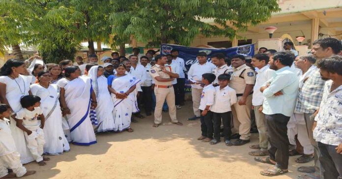 సుల్తాన్ పేట్లో అంబేద్కర్ జయంతి..హాజరైన ఎస్సై