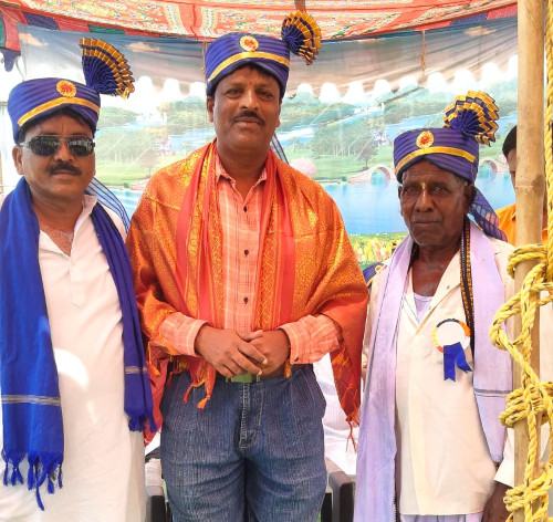 కవి వెంకట్ కు అంబేద్కర్ కవితాగానం సన్మానం