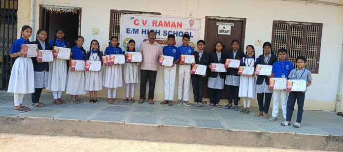 ఐఐటి నీట్ లో రాష్ట్రస్థాయిలో మెరిసిన సర్ సి.వి రామన్ విద్యార్థులు