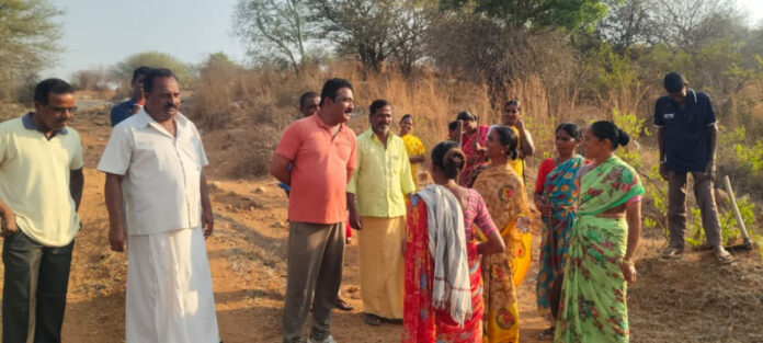 ఉపాధి హామీని సద్వినియోగం చేసుకోవాలి: సర్పంచ్