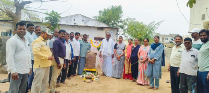 Paddy procurement center launched under the auspices of IKP