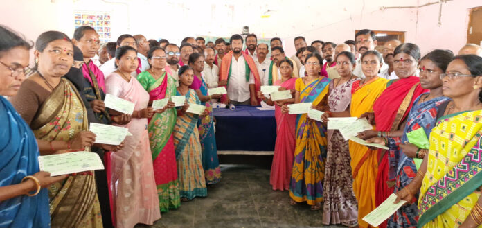 Distribution of Kalyana Lakshmi cheques