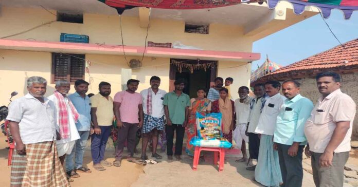 Former Sarpanch Towda Srinivas helps the victim's family