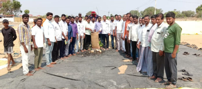 Paddy procurement center inaugurated in Jangaon