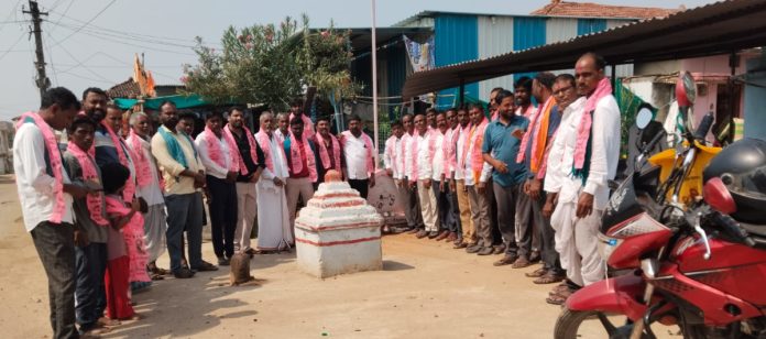 గ్రామాలలో ఘనంగా ఆవిర్భావ దినోత్సవ వేడుకలు