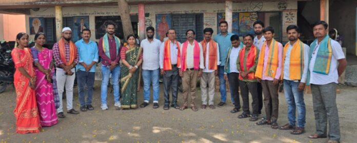 లాడేగావ్ ఎంపీ యుపిఎస్ పాఠశాలలో ఫేర్వెల్ పార్టీ..