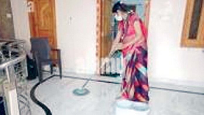 కిచెన్ ఫ్లోర్పై జిడ్డు పోవాలంటే..